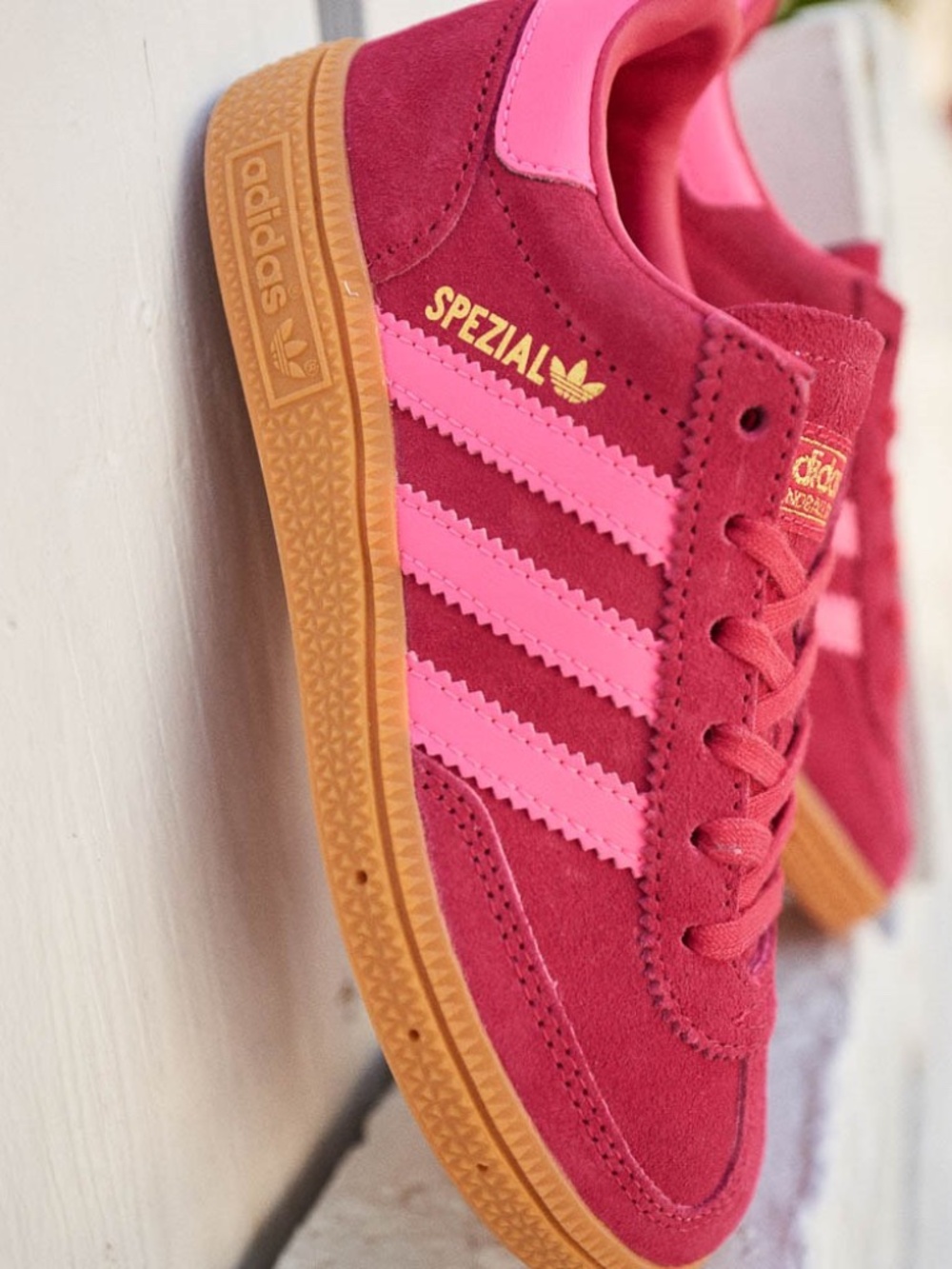 adidas Handball Spezial Ruby Red / Lucid Pink Sneakers Women’s 6 EU 37 1/3 NWOT